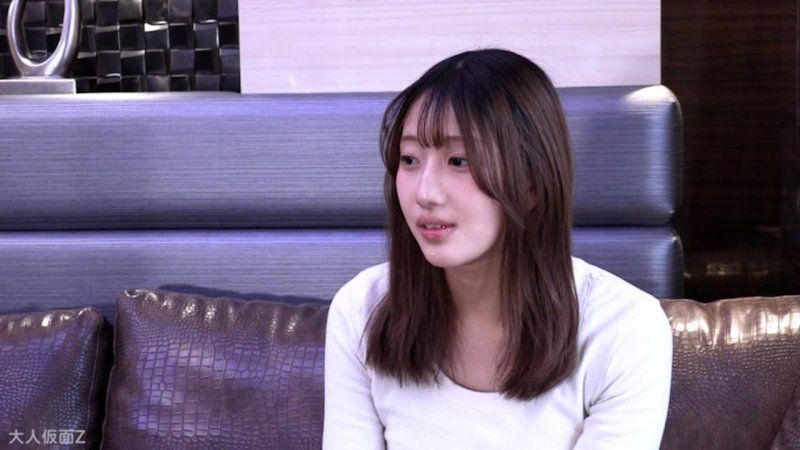 【素人初拍】真央(20) 可爱理科二年级生。因为说会做任何事，所以不留情地让她舔肛门、连续射精、肛门贯通ATM。