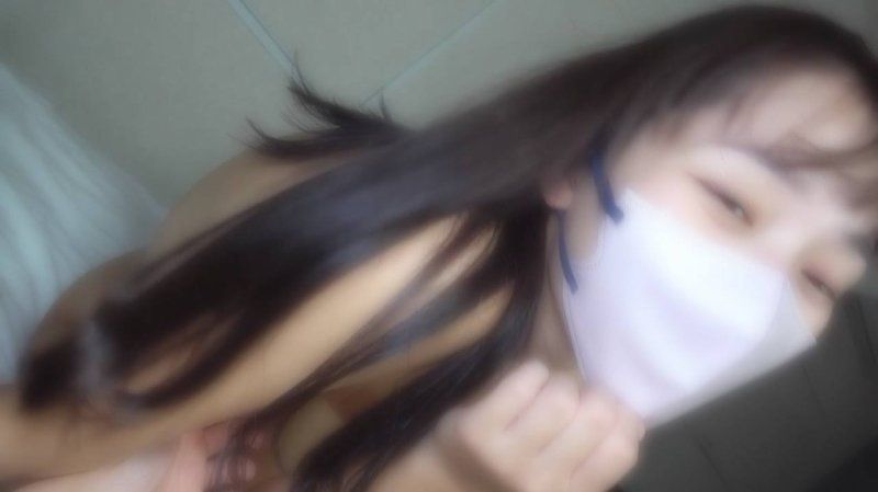 初次拍摄！【无码】【中出】NTR经验人数少且对男友忠诚的美女。在比男友的肉棒更舒服的湿润淫穴中中出。泳衣的晒痕很色。※有特典