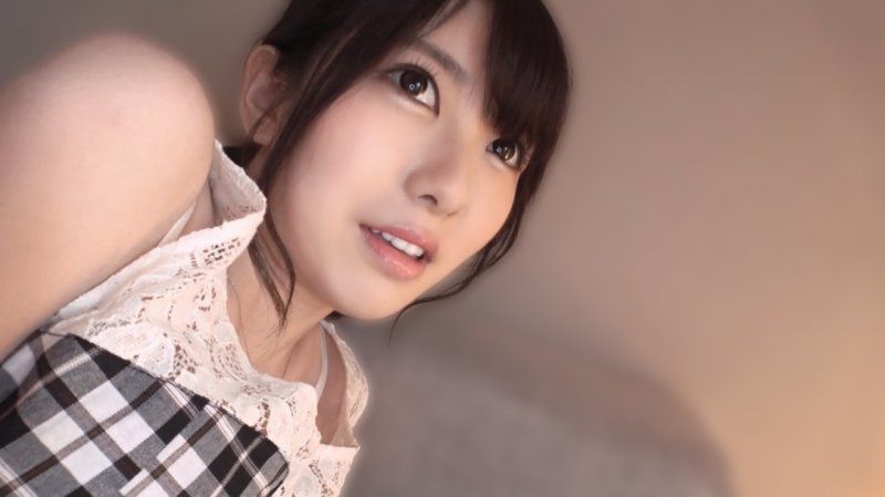 和激似滨边美波的美女女大生♥激烈活塞运动不停歇的连续潮吹，再到美丽的脸庞上大量颜射的冲击情色自拍