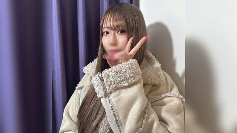 【初次拍摄】※附特典 纤瘦小麦色色舞女郎美人。拥有10年舞龄的紧身身材被粗鸡巴激烈插入连续高潮。大量中出于充满爱液的阴道深处。